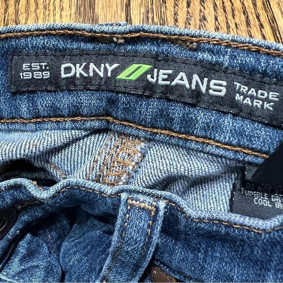 DKNY Blue Jeans size 10L - Picture 3 of 5